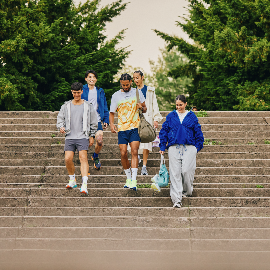 แนะนำสายเที่ยว 10 รองเท้าผ้าใบใส่เดินนานๆ ใส่ไปออกทริป