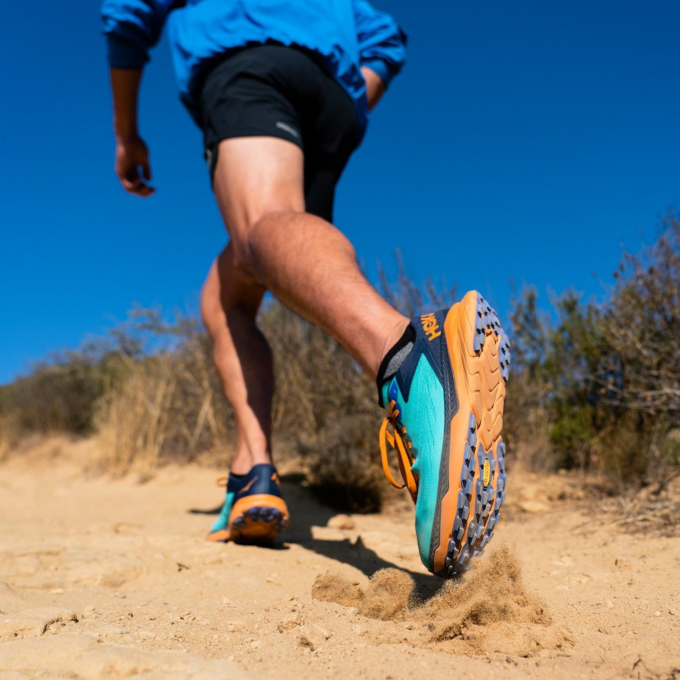 HOKA ONE ONE ZINAL - Rev Online