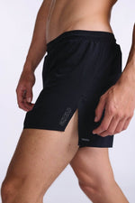 2XU - LIGHT SPEED STASH 5 INCH SHORT Men - Rev Online