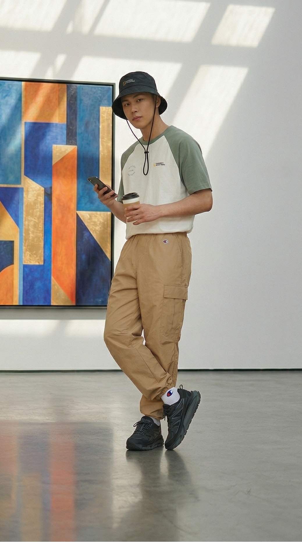 Lifestyle image desktop