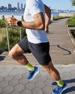 HOKA - GLIDE 7INCH SHORT 2IN1 Men - Rev Online