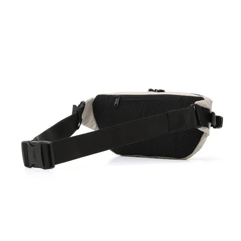 NATGEO CROSS BAG กระเป๋าสะพายคาดอกสำหรับผู้ชายและผู้หญิง - Rev Online