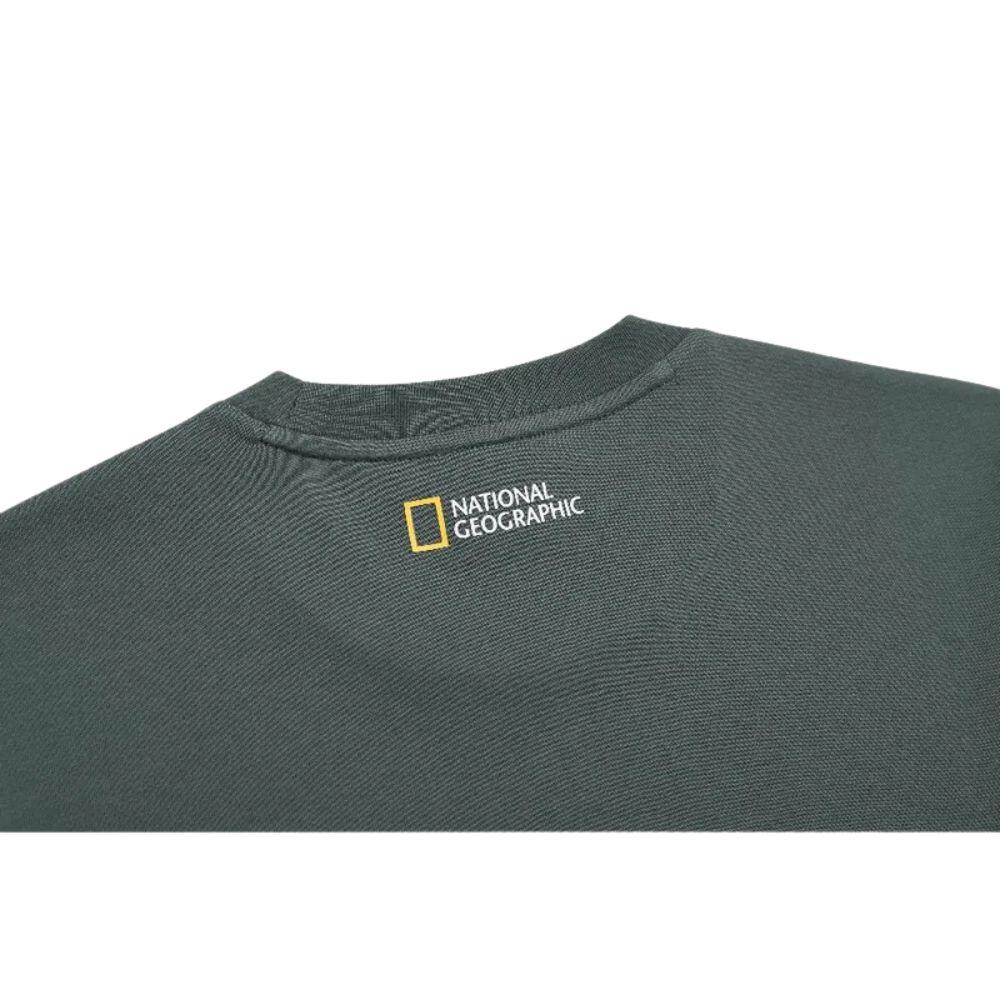 NATIONAL GEOGRAPHIC PATCH SEMI OVERSIZED TEE เสื้อยืดทีเชิ๊ตสำหรับผู้ชายและผู้หญิง - Rev Online