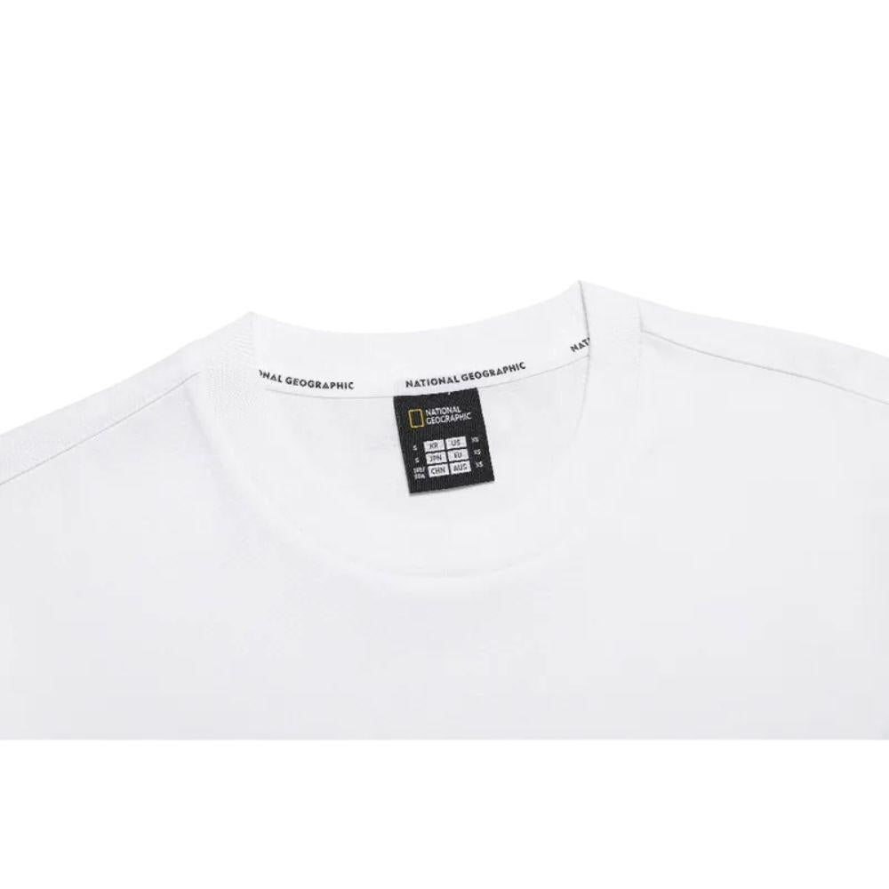 NATIONAL GEOGRAPHIC PATCH SEMI OVERSIZED TEE เสื้อยืดทีเชิ๊ตสำหรับผู้ชายและผู้หญิง - Rev Online