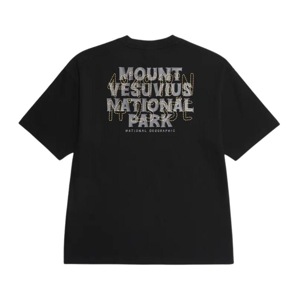 NATIONAL GEOGRAPHIC TREASURE COMPASS TEE เสื้อยืดทีเชิ๊ตสำหรับผู้ชายและผู้หญิง - Rev Online