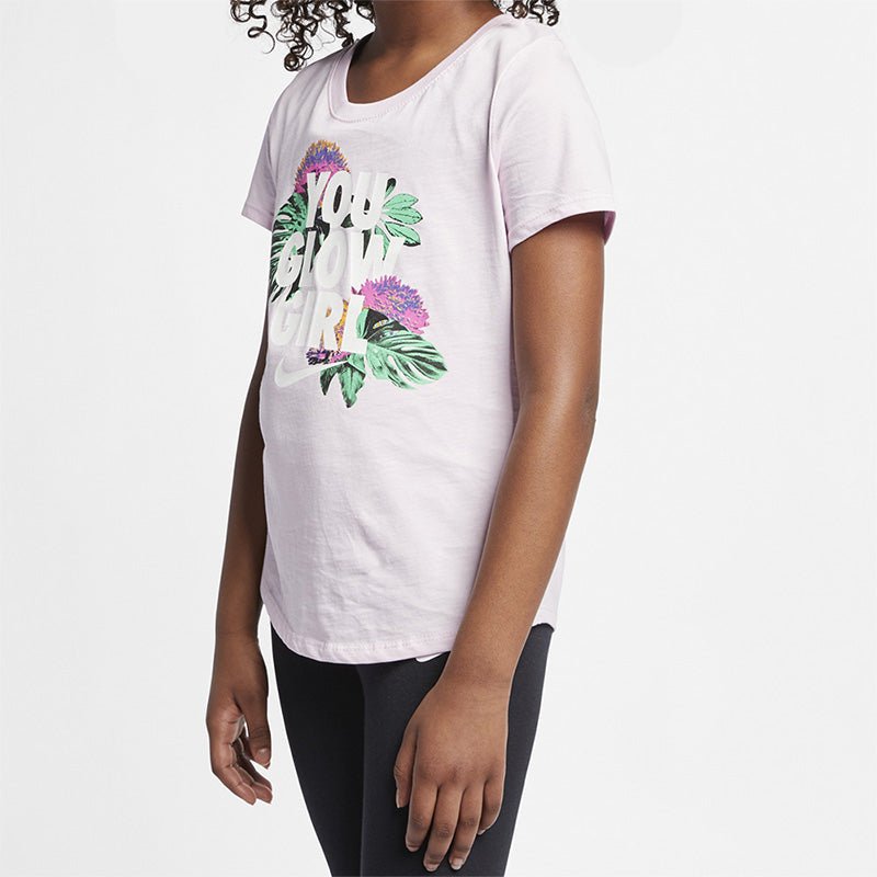 NIKE - G NSW TEE SCOOP GLOW GIRL - Rev Online